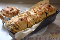 Фото приготовления рецепта: Хлеб-гармошка с сыром, черемшой и базиликом - шаг №17