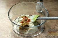 Фото приготовления рецепта: Цветная капуста, запечённая с сыром и сметаной - шаг №5