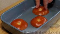 Фото приготовления рецепта: Помидоры, фаршированные тунцом, яйцом и сыром - шаг №10