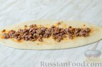 Фото приготовления рецепта: Разборный мясной пирог-ромашка из дрожжевого теста на кефире - шаг №22