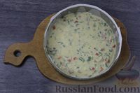 Фото приготовления рецепта: Закусочный пирог на кефире, с колбасой, сыром и зеленью - шаг №9