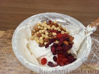 Фото приготовления рецепта: Бискотти на яичных белках, с орехами и сушёными ягодами - шаг №8