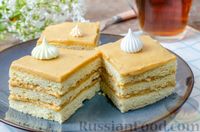 Фото к рецепту: Медовые пирожные с масляным кремом со сгущёнкой