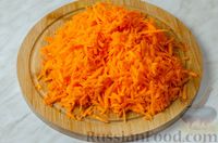 Фото приготовления рецепта: Печёночные блинные рулетики с морковью и плавленым сыром - шаг №8