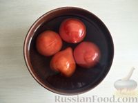 Фото приготовления рецепта: Макароны с помидорами и луком - шаг №6