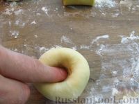 Фото приготовления рецепта: Бездрожжевые пирожки с картошкой и зеленью (в духовке) - шаг №20