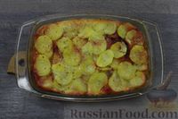 Фото приготовления рецепта: Картофельная запеканка со свёклой - шаг №10