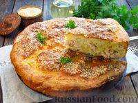 Фото приготовления рецепта: Заливной пирог на кефире, с курицей и картошкой - шаг №17