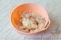 Фото приготовления рецепта: Рыбная запеканка с рисом и сыром - шаг №6