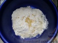 Фото приготовления рецепта: Гёзлеме со шпинатом и сыром - шаг №2