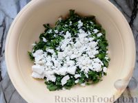 Фото приготовления рецепта: Гёзлеме со шпинатом и сыром - шаг №5