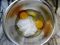 Фото приготовления рецепта: Картофельная запеканка с курицей и сыром - шаг №9