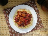 Фото приготовления рецепта: Булгур с мясом и фасолью в томатном соусе - шаг №16
