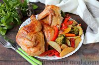 Фото к рецепту: Курица, запечённая с картофелем, брокколи, перцем и морковью