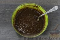 Фото приготовления рецепта: Шоколадные маффины с кабачками - шаг №7