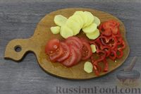 Фото приготовления рецепта: Скумбрия, запечённая с овощами - шаг №2