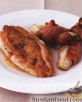 Фото к рецепту: Курица с цикорием и беконом
