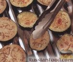 Фото приготовления рецепта: Фасоль с креветками и чесноком - шаг №2