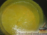 Фото приготовления рецепта: Салат с курицей, ананасами, картофелем и помидорами - шаг №4