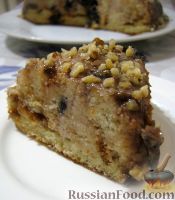 Фото к рецепту: Торт "Панчо" с черносливом, сметаной и грецкими орехами