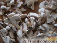 Фото приготовления рецепта: Драники с грибами - шаг №3
