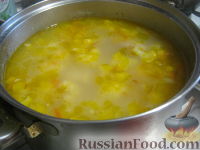 Фото приготовления рецепта: Супчик куриный с цветной капустой - шаг №7