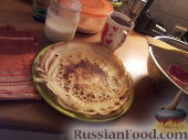 Фото приготовления рецепта: Слоёные пирожки с консервированной рыбой и рисом - шаг №5