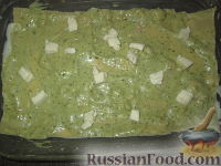 Фото приготовления рецепта: Лазанья с соусом песто и креветками - шаг №10