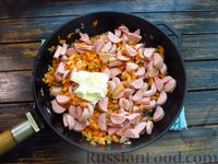 Фото приготовления рецепта: Суп с сосисками, вермишелью и овощами - шаг №10