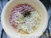 Фото приготовления рецепта: Картофельные зразы с колбасой и сыром - шаг №5
