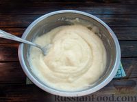 Фото приготовления рецепта: Медовый торт "Мамуся" с манным масляно-заварным кремом - шаг №16
