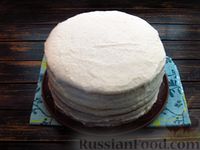 Фото приготовления рецепта: Медовый торт "Мамуся" с манным масляно-заварным кремом - шаг №22