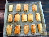 Фото приготовления рецепта: Пирожки-рулетики из вытяжного теста, с творогом и изюмом - шаг №19