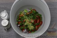 Фото приготовления рецепта: Овощной салат с горчично-лимонной заправкой - шаг №10