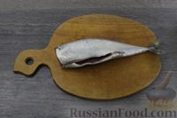 Фото приготовления рецепта: Скумбрия, запечённая с картофелем и грибами - шаг №6