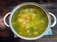 Фото приготовления рецепта: Пшенный суп с яичной паутинкой - шаг №13