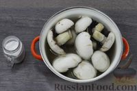 Фото приготовления рецепта: Холодник с курицей и грибами, на квасе - шаг №4