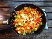 Фото приготовления рецепта: Намазка из кабачков с творогом, морковью и сладким перцем - шаг №7