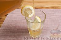 Фото приготовления рецепта: Холодный зелёный чай с лимоном и мёдом - шаг №5