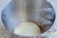 Фото приготовления рецепта: Сдобный пирог с мясом и грибами - шаг №12