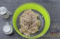 Фото приготовления рецепта: Кабачки, тушенные с тефтелями, сладким перцем и помидорами - шаг №3