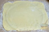 Фото приготовления рецепта: Песочные рулеты с абрикосами - шаг №8