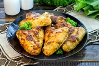 Фото приготовления рецепта: Куриные крылышки, запечённые в томатно-майонезном соусе - шаг №8