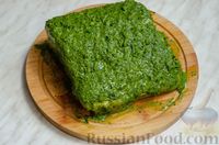 Фото приготовления рецепта: Свинина в зелёном соусе, запечённая с картофелем - шаг №4