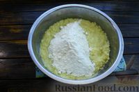 Фото приготовления рецепта: Сладкие оладьи из пшённой каши на молоке - шаг №9