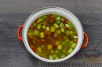 Фото приготовления рецепта: Кабачковый суп с колбасой и плавленым сыром - шаг №8