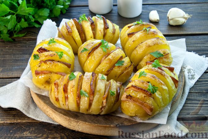 Картошка-гармошка. Запеченный картофель с салом в фольге – идеальный рецепт