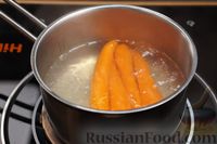 Фото приготовления рецепта: Глазированная морковь с корицей - шаг №2