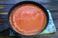 Фото приготовления рецепта: Тефтели из цукини в томатном соусе с базиликом - шаг №10