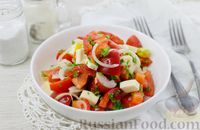 Фото к рецепту: Салат с помидорами, болгарским перцем и плавленым сыром
